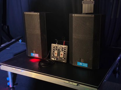 DIY-DJ Speaker Party Package, speaker and DJ mixer close-up